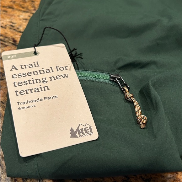2025 REI Women’s Trailmade Pants Size 10 Heritage Spruce - Picture 3 of 15